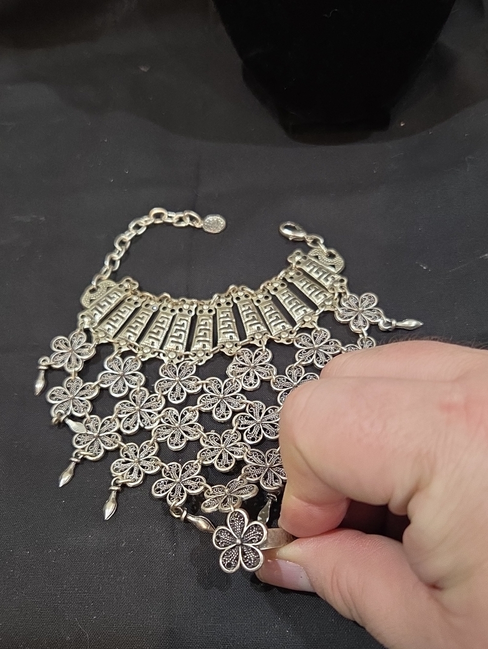 HAND CHAIN AND BRACELET WITH RING - Picture 3 of 3